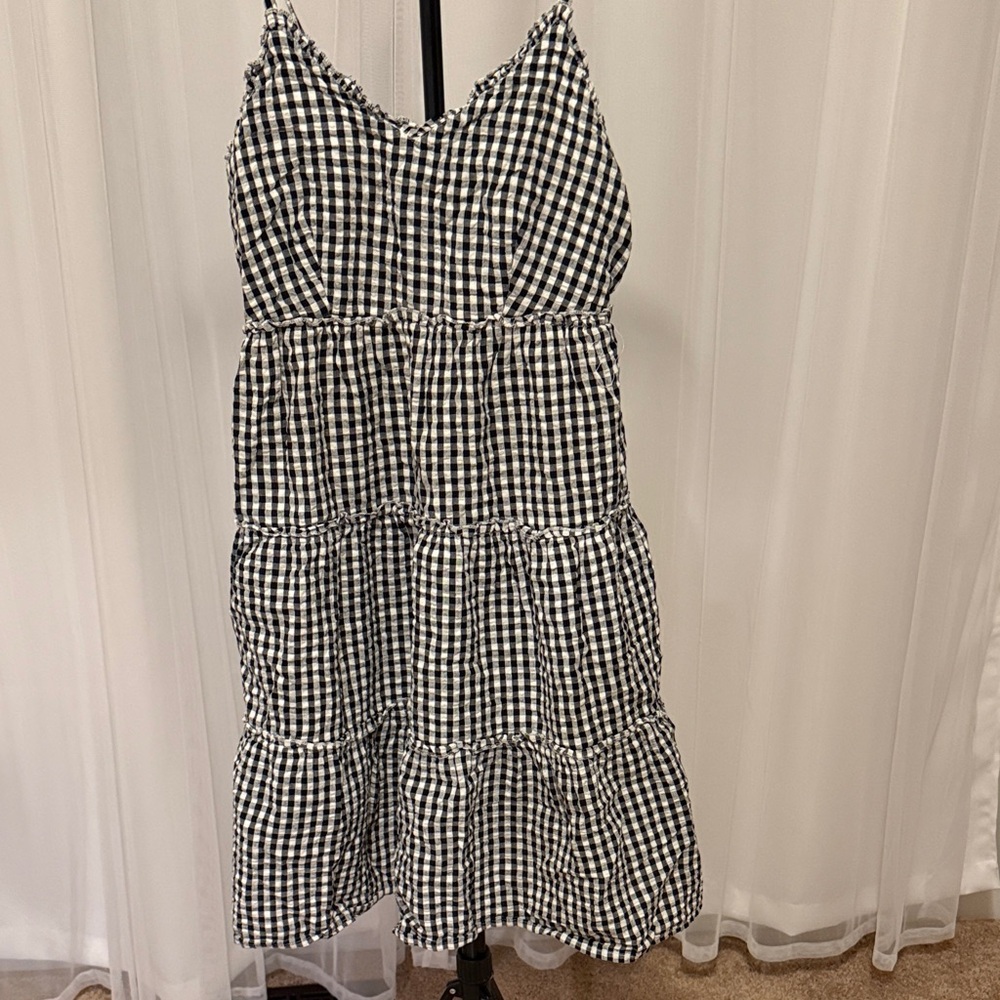 Elegant Black and White Checkered Mini Dress - Picture 2 of 3